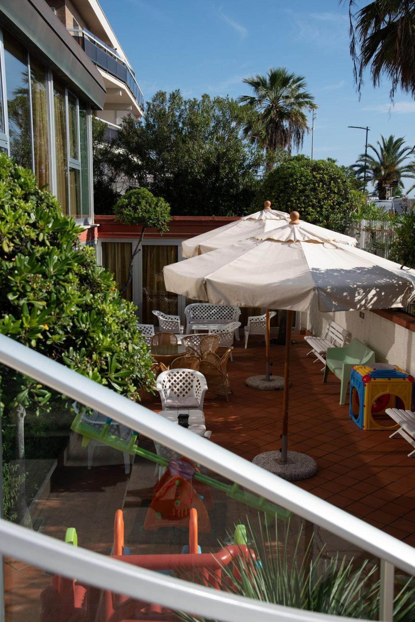 Hotel Eden Grottammare Exterior photo