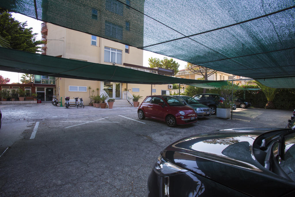 Hotel Eden Grottammare Exterior photo